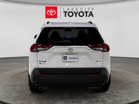 Used 2025 Toyota RAV4 XLE w/ Convenience Package FWD image 7