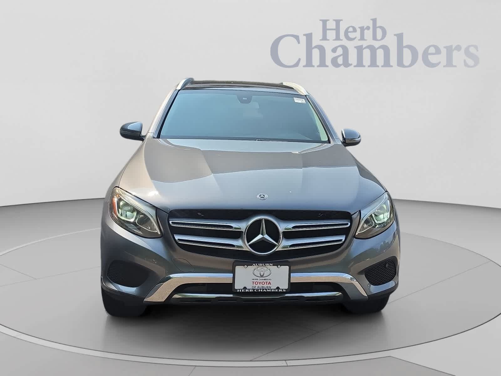 Used 2019 Mercedes-Benz GLC 300 4MATIC w/ Premium Package image 2