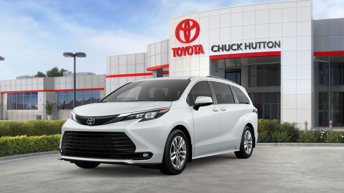 Certified 2026 Toyota Sienna XLE AWD/4WD image 37