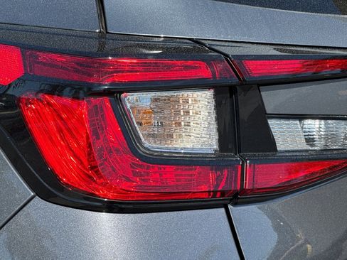 Certified 2025 Subaru Crosstrek 2.5i Limited w/ Crosstrek Mirror Package image 30