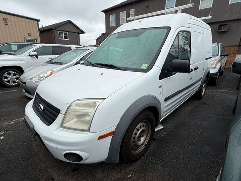 Used 2012 Ford Transit Connect XLT FWD image 2
