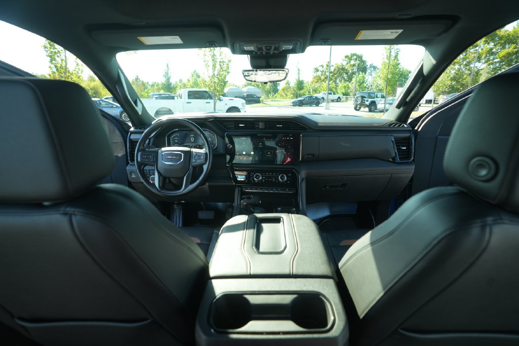 Used 2022 GMC Sierra 1500 AT4 w/ AT4 Premium Package AWD/4WD image 27