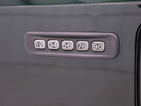 Used 2016 Ford F250 King Ranch w/ King Ranch w/Chrome Package image 10