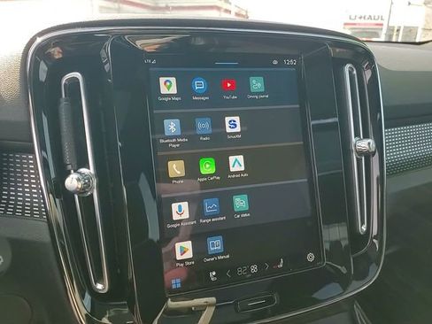 Used 2021 Volvo XC40 P8 Recharge w/ Advanced Package image 20