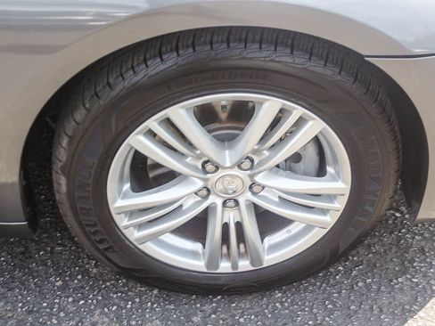Used 2015 INFINITI Q40 w/ Navigation Package RWD image 12