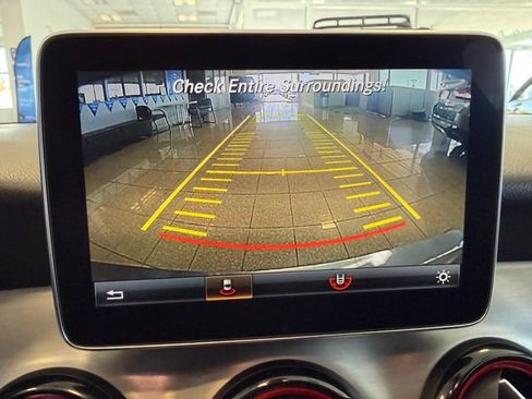 Used 2015 Mercedes-Benz CLA 250 image 16
