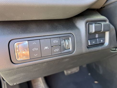 New 2024 Chevrolet Silverado EV RST image 28