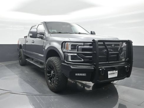 Used 2022 Ford F250 Lariat w/ Lariat Ultimate Package AWD/4WD image 8