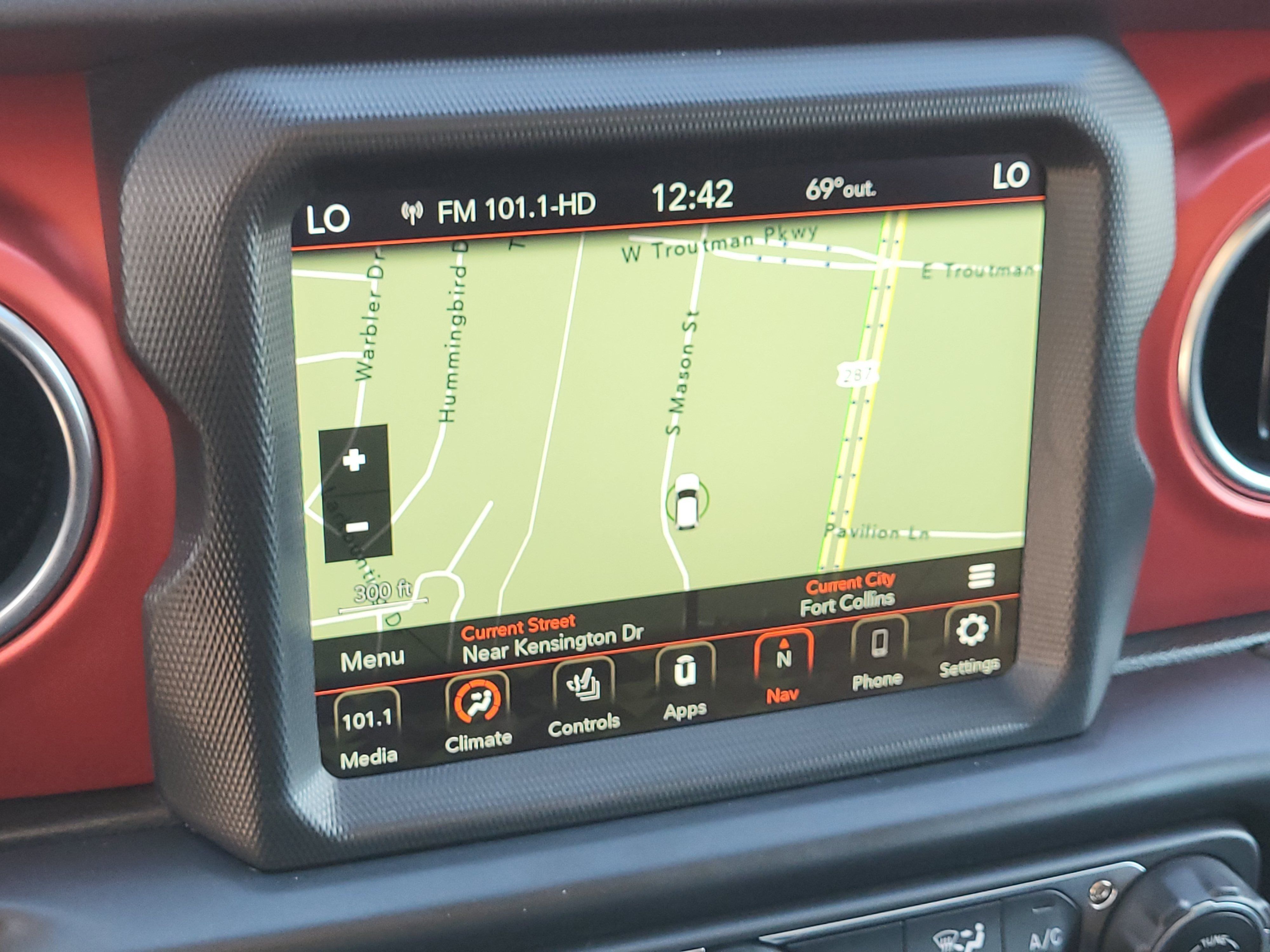 Used 2022 Jeep Gladiator Rubicon w/ Cold Weather Group AWD/4WD image 14