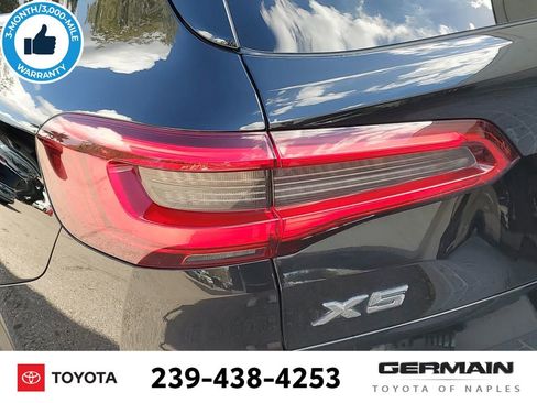 Used 2019 BMW X5 xDrive40i w/ Luxury Seating Package image 16