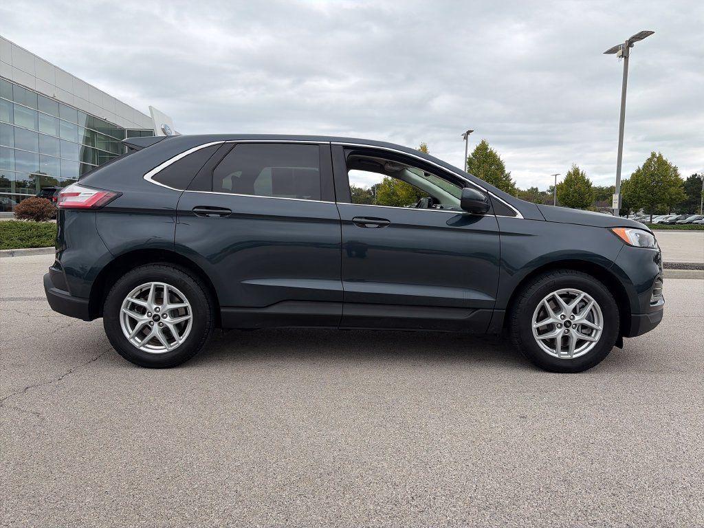 Used 2024 Ford Edge SEL w/ Convenience Package AWD/4WD image 8