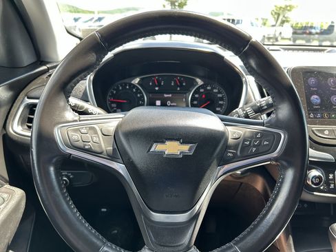 Used 2019 Chevrolet Equinox LT AWD/4WD image 26