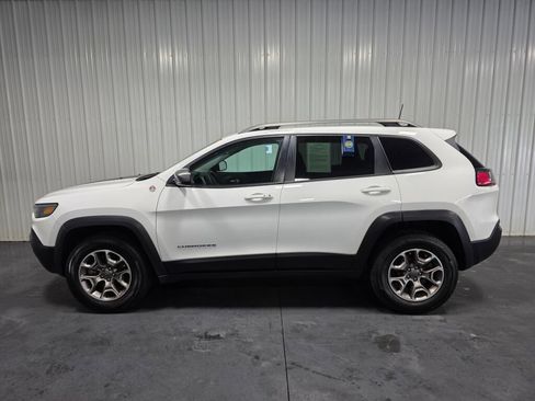 Used 2020 Jeep Cherokee Trailhawk AWD/4WD image 4