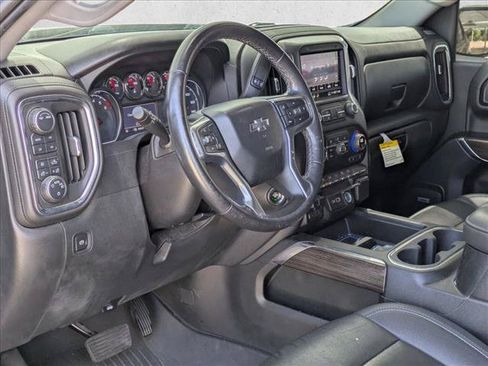 Used 2021 Chevrolet Silverado 1500 RST w/ Texas Edition Plus AWD/4WD image 10