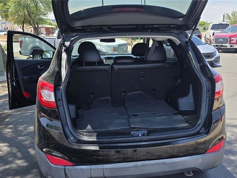 Used 2015 Hyundai Tucson Limited w/ Option Group 03 FWD image 13