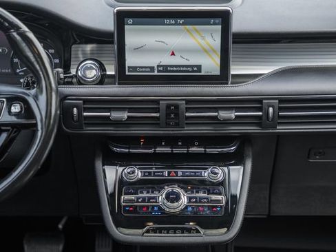 Used 2020 Lincoln Corsair AWD w/ Premium Package image 20