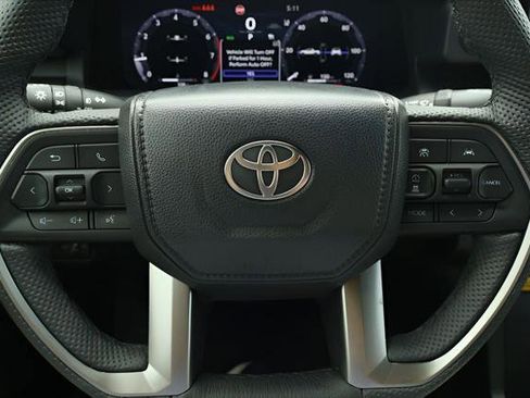 Certified 2026 Toyota Tacoma Limited AWD/4WD image 18