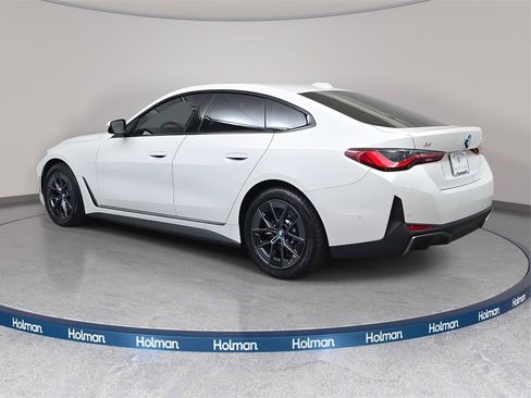 Used 2023 BMW i4 eDrive35 w/ Premium Package image 8