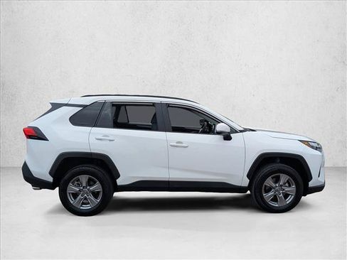 Used 2025 Toyota RAV4 XLE FWD image 4