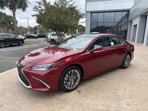New 2025 Lexus ES 350 Ultra Luxury image 7