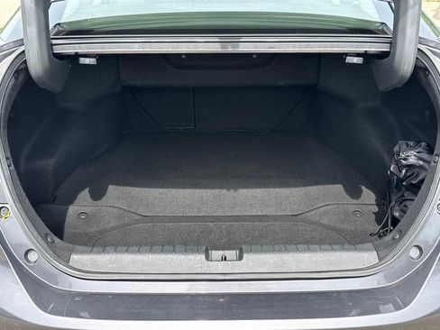 Used 2018 Honda Clarity Touring image 5