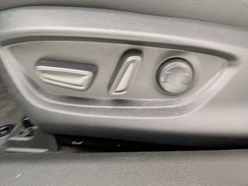 Used 2026 Toyota Camry SE w/ Convenience Package FWD image 22
