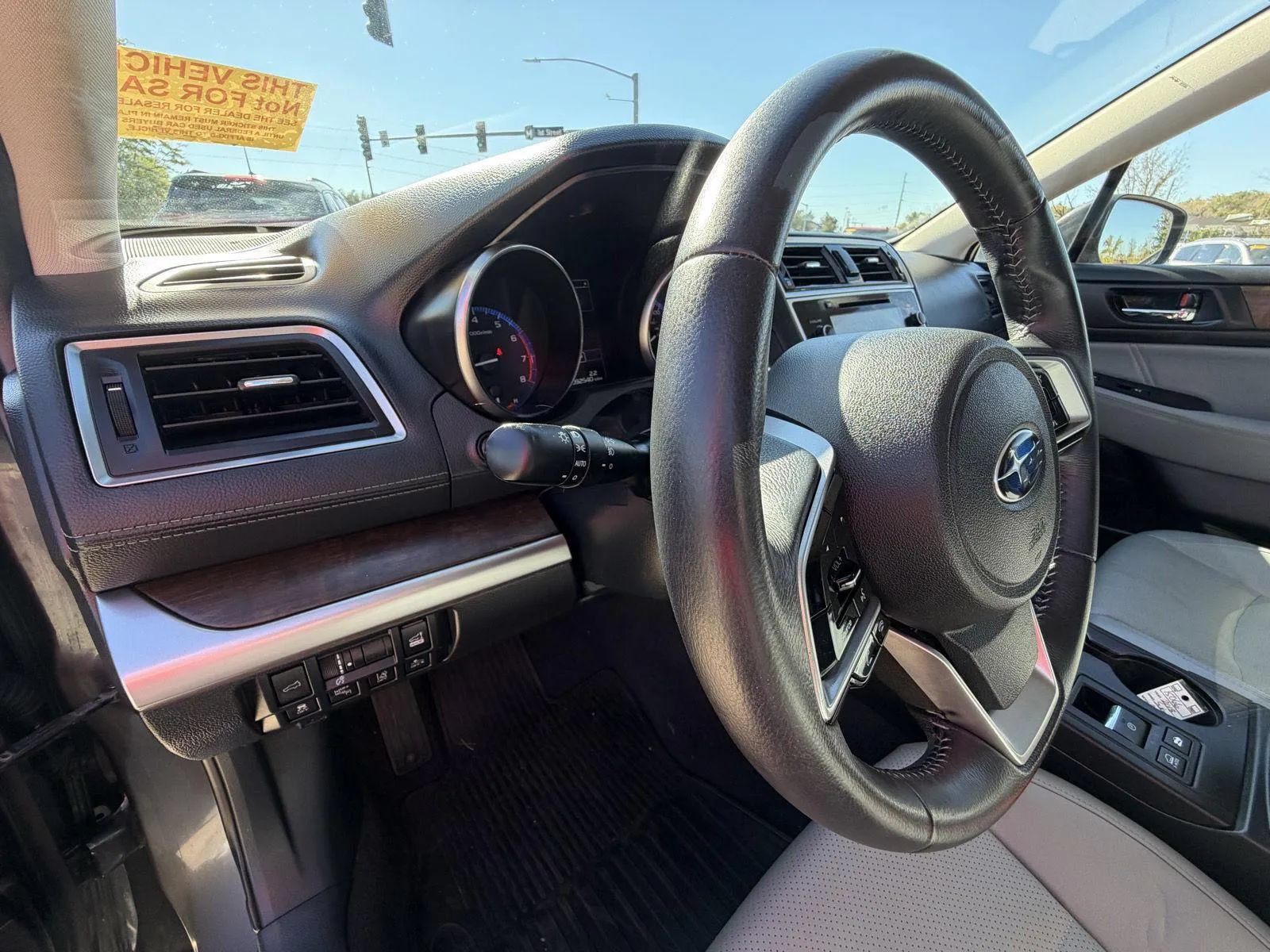 Used 2018 Subaru Outback 2.5i Limited AWD/4WD image 12