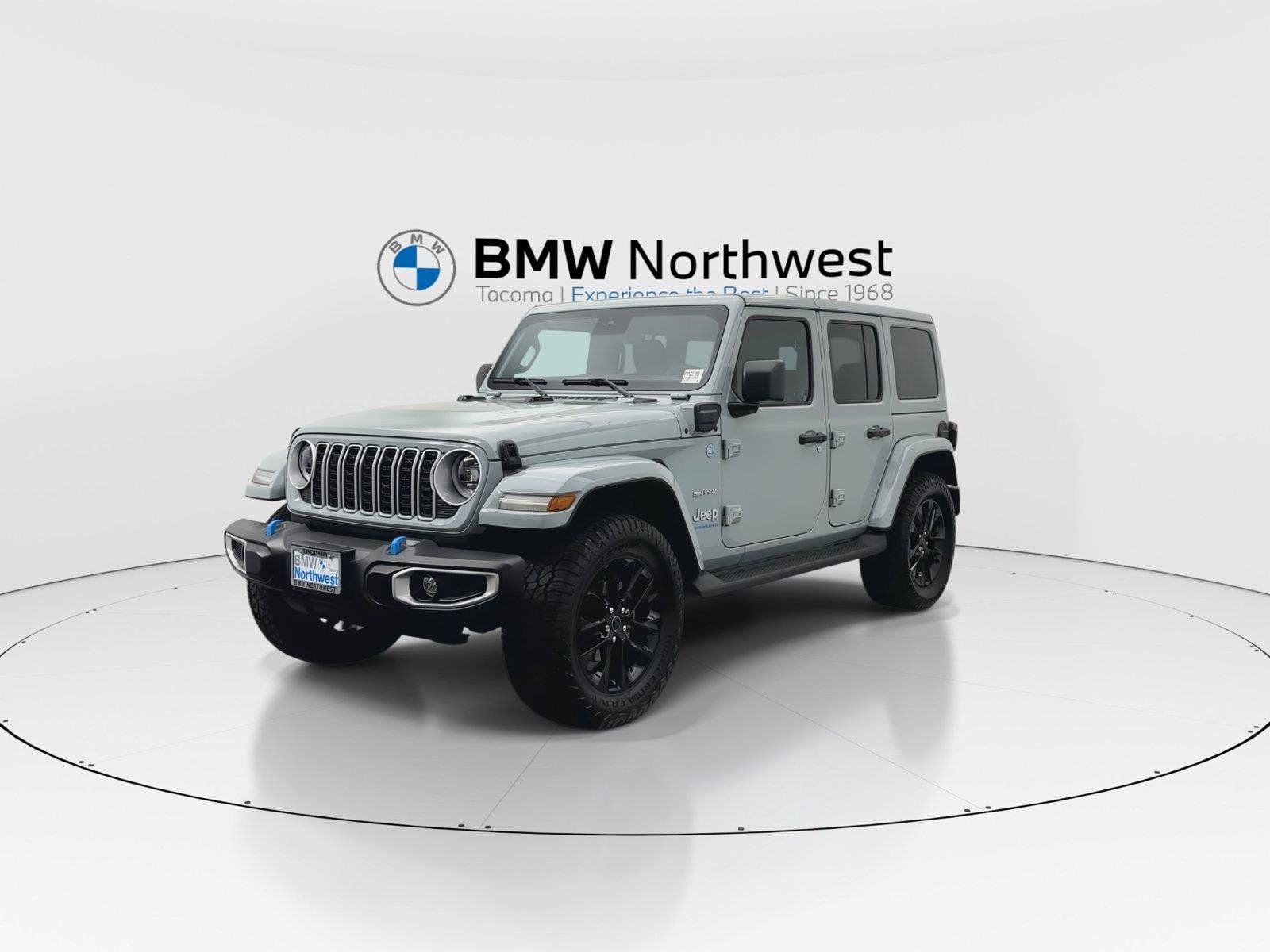 Used 2024 Jeep Wrangler Unlimited Sahara AWD/4WD image 9