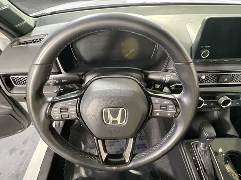 Used 2022 Honda Civic Sport image 11
