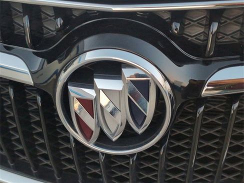 Certified 2022 Buick Encore Preferred image 28