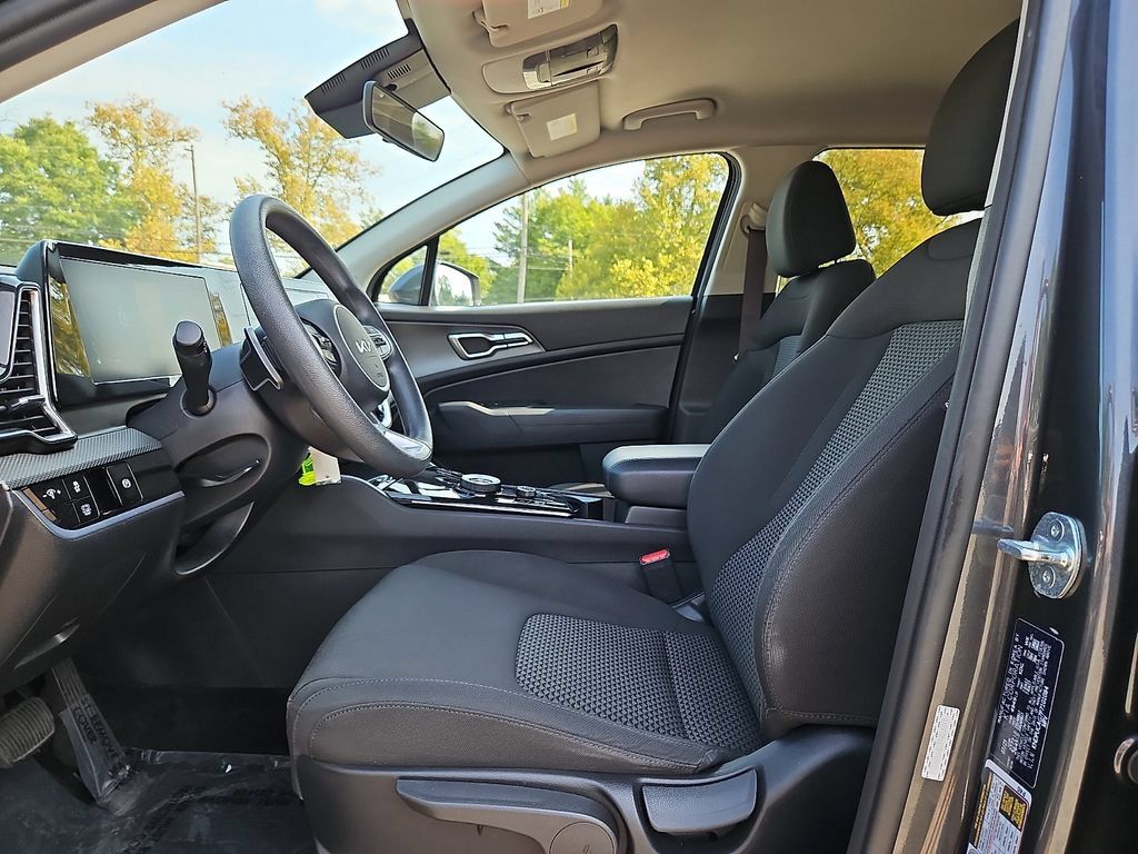 Certified 2023 Kia Sportage LX AWD/4WD image 14