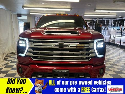 Used 2024 Chevrolet Silverado 2500 High Country w/ Technology Package image 2