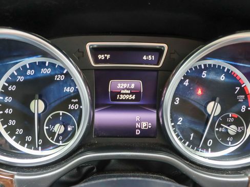 Used 2015 Mercedes-Benz ML 350 2WD image 32