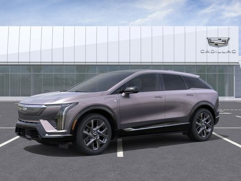 New 2025 Cadillac Optiq Luxury 1 image 2