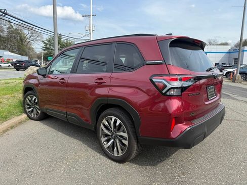 Used 2025 Subaru Forester Touring AWD/4WD image 15