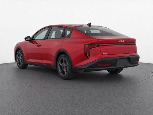Used 2025 Kia K4 FWD image 3