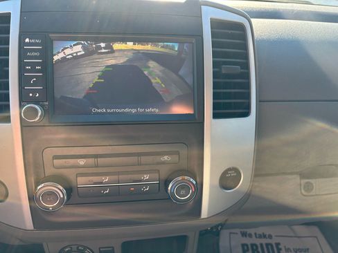 Used 2019 Nissan Frontier SV image 14