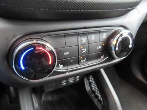 Used 2023 Chevrolet TrailBlazer LT image 24