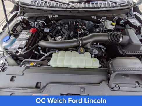 Certified 2026 Lincoln Navigator Reserve AWD/4WD image 7