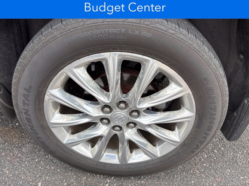 Used 2018 Buick Enclave Essence w/ Trailering Package AWD/4WD image 9