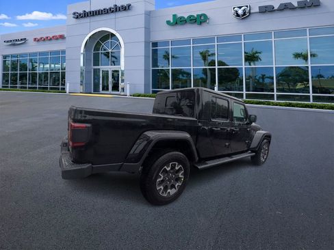 New 2026 Jeep Gladiator Sport image 7