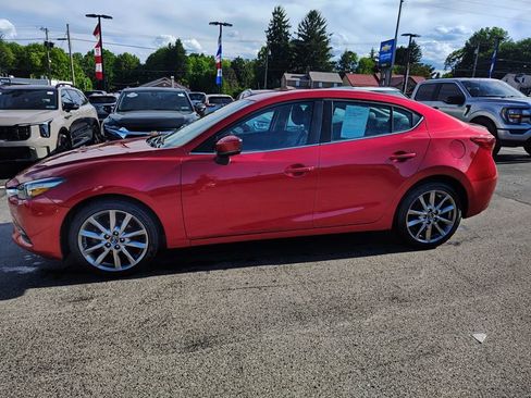 Used 2018 MAZDA MAZDA3 Touring FWD image 8