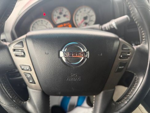 Used 2014 Nissan Titan PRO-4X image 22