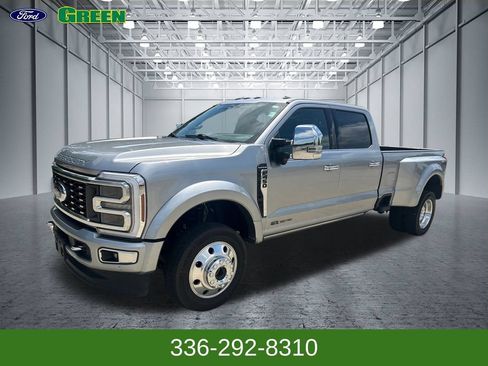 Used 2024 Ford F450 Platinum w/ FX4 Off-Road Package AWD/4WD image 1
