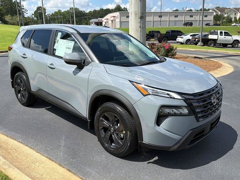 New 2026 Nissan Rogue SV w/ Cold Weather Package FWD image 8