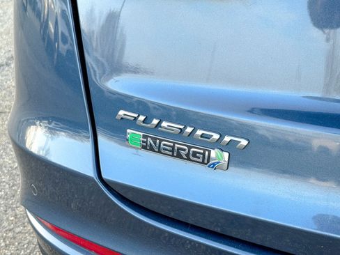 Used 2019 Ford Fusion Energi Titanium image 13