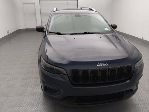 Used 2020 Jeep Cherokee Latitude FWD image 14