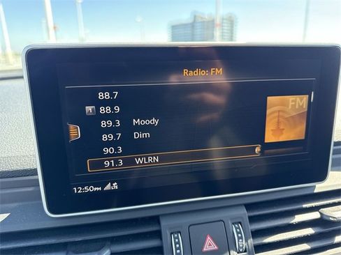 Used 2020 Audi Q5 2.0T Premium Plus w/ Premium Plus Package image 16