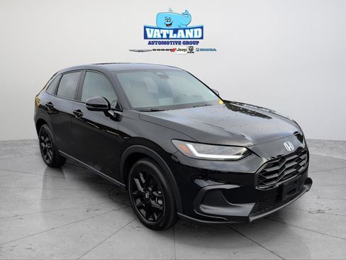 Certified 2025 Honda HR-V Sport image 7