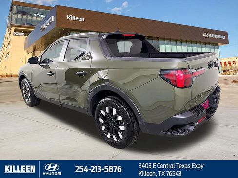 Used 2025 Hyundai Santa Cruz SEL FWD image 6